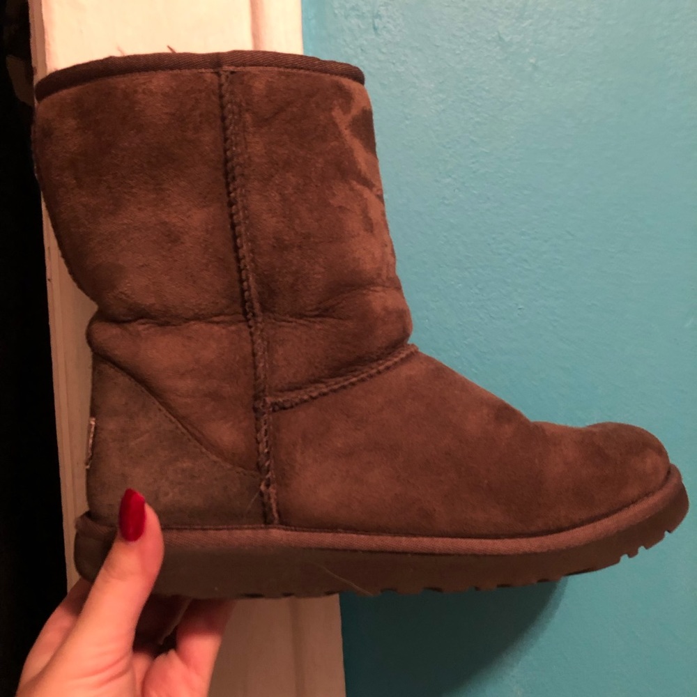 Brown ugg boots